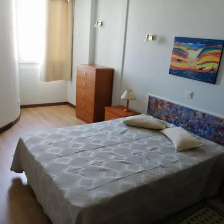 Santa Eulália Coral T1 - *